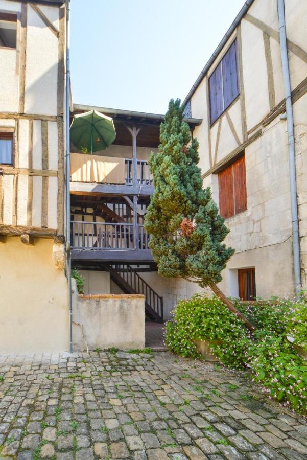 Fly Away Apartment Bourges Exterior foto